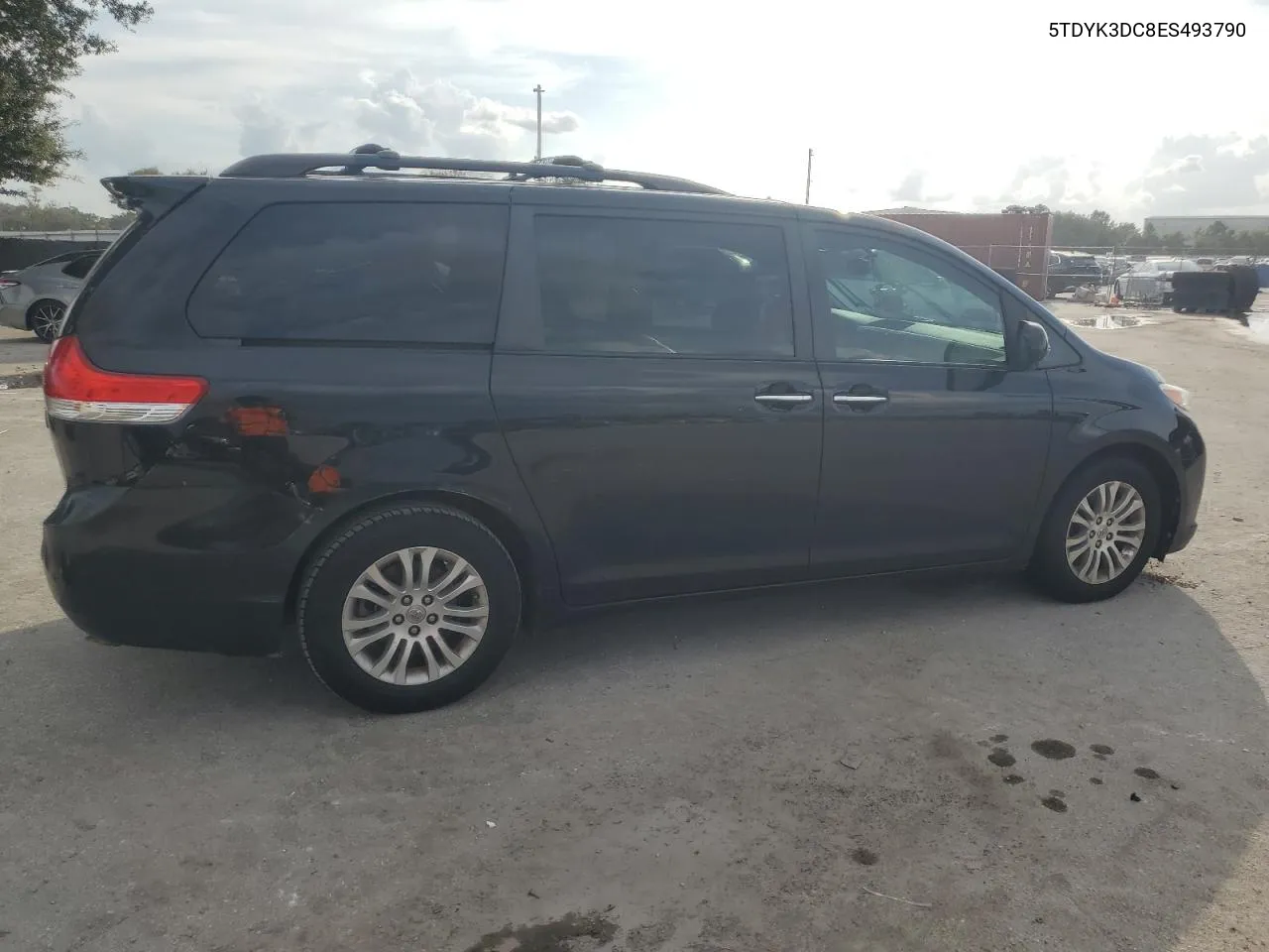 2014 Toyota Sienna Xle VIN: 5TDYK3DC8ES493790 Lot: 71537674