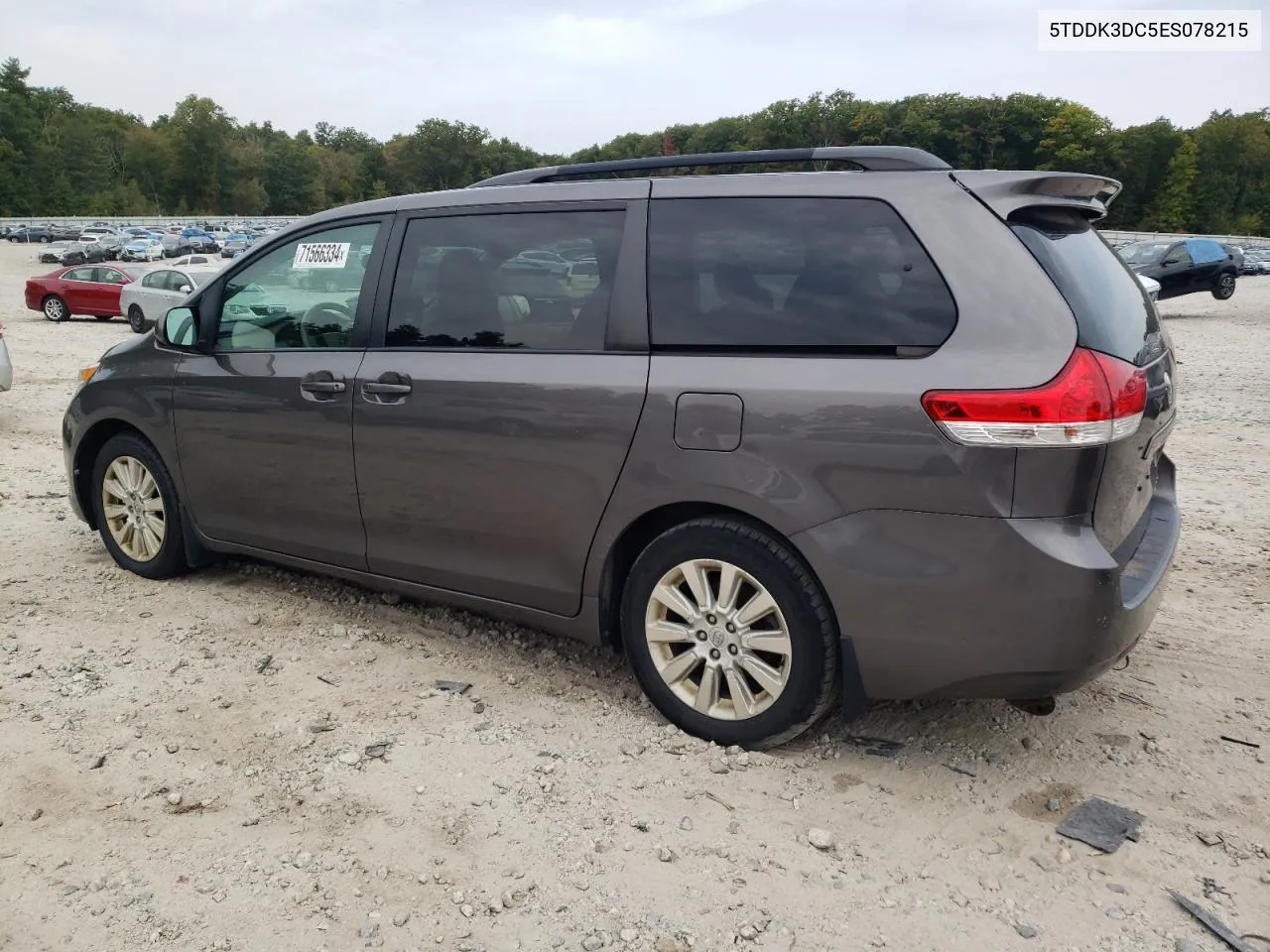 5TDDK3DC5ES078215 2014 Toyota Sienna Xle