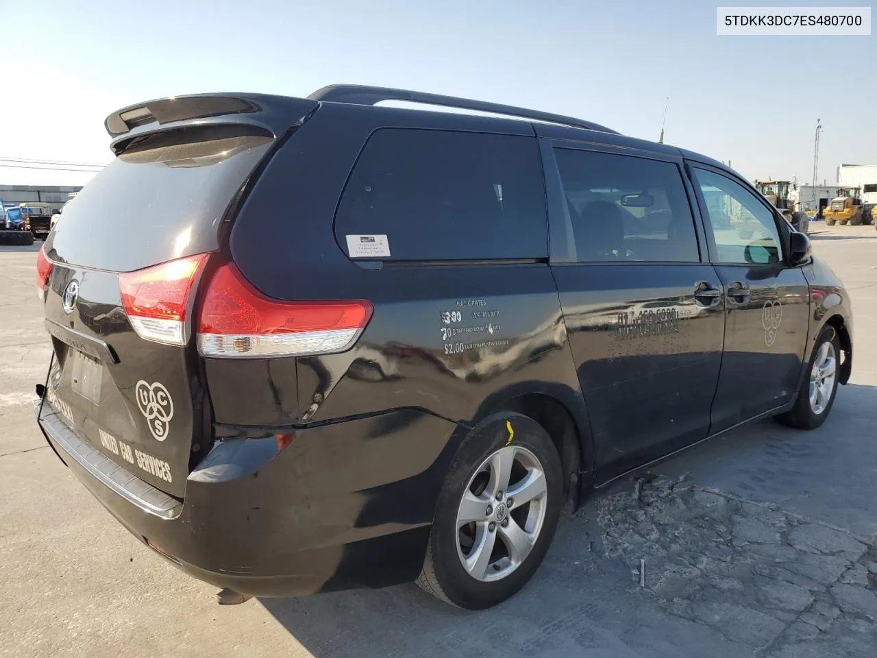 2014 Toyota Sienna Le VIN: 5TDKK3DC7ES480700 Lot: 74617214