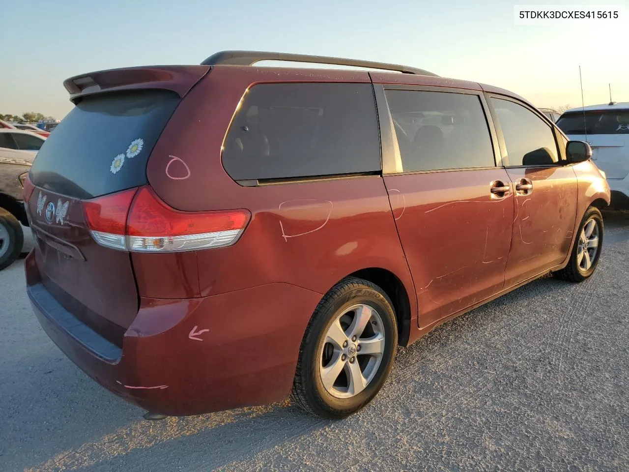 2014 Toyota Sienna Le VIN: 5TDKK3DCXES415615 Lot: 74707814