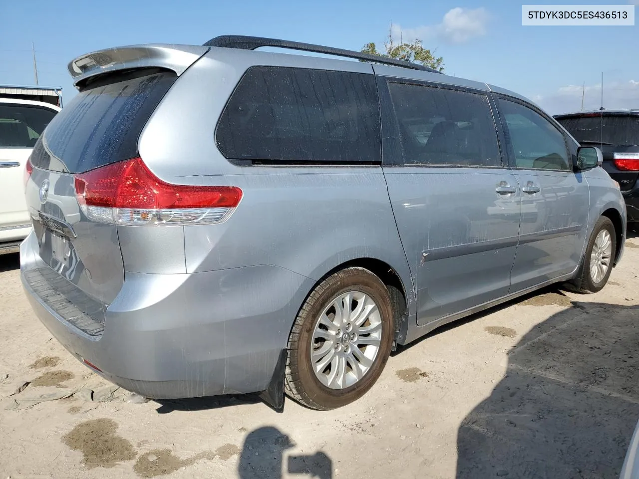 5TDYK3DC5ES436513 2014 Toyota Sienna Xle