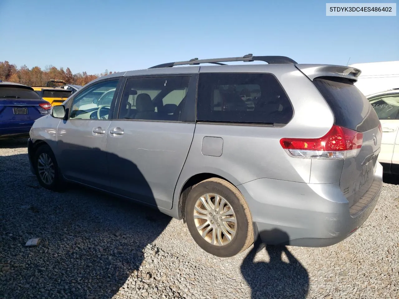 5TDYK3DC4ES486402 2014 Toyota Sienna Xle