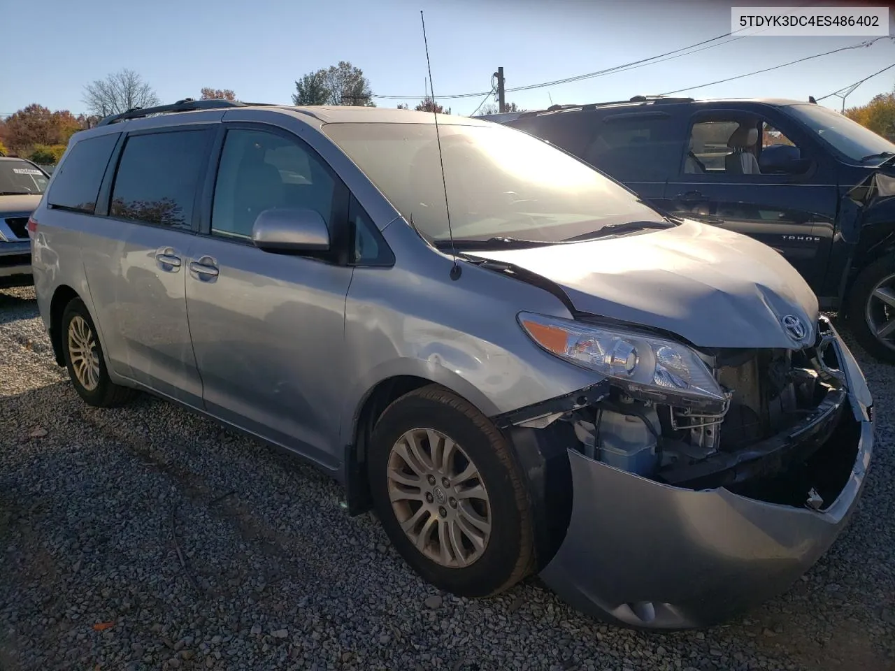 5TDYK3DC4ES486402 2014 Toyota Sienna Xle