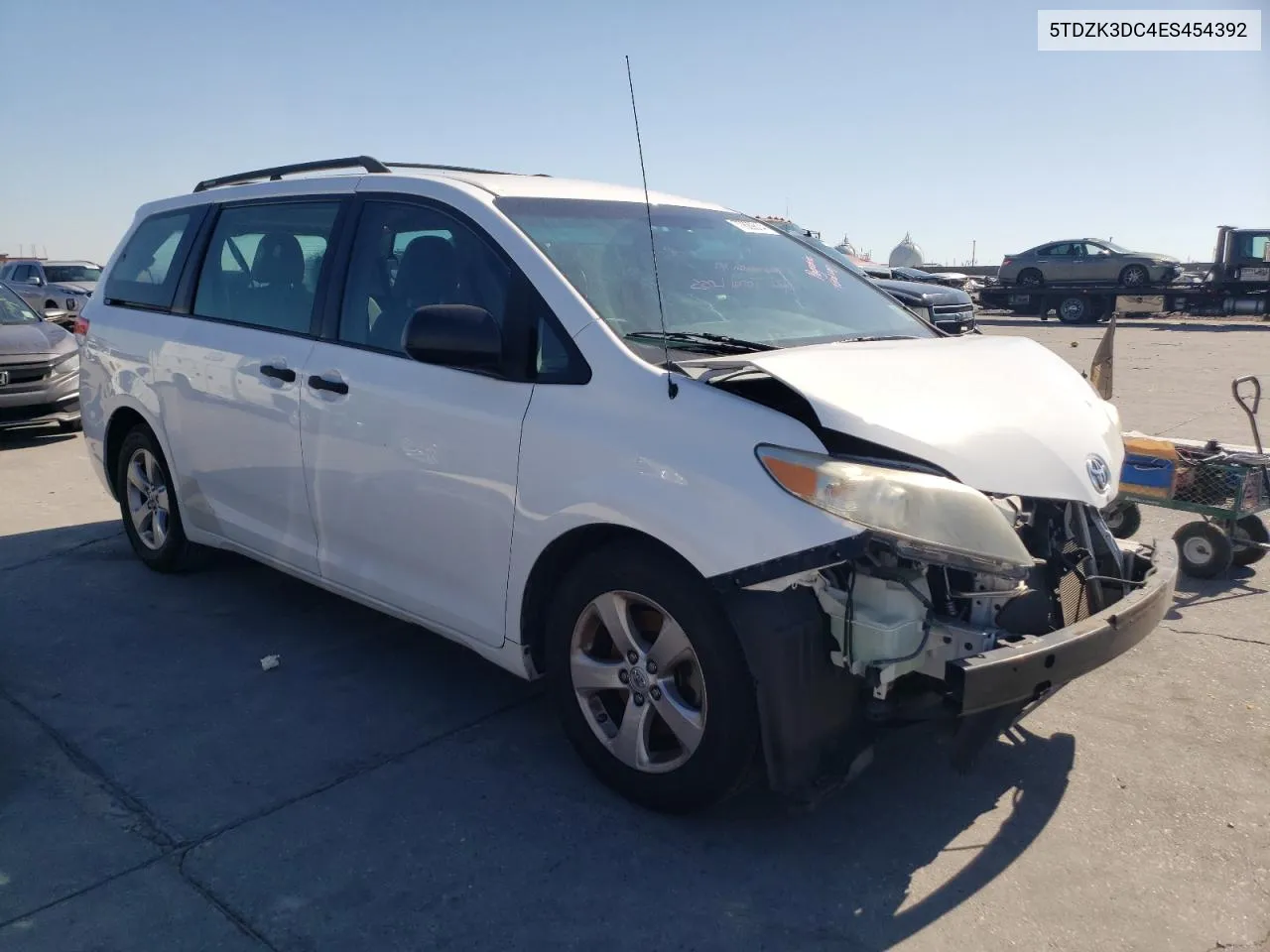 2014 Toyota Sienna VIN: 5TDZK3DC4ES454392 Lot: 77829814