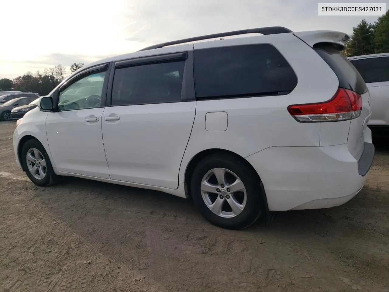 5TDKK3DC0ES427031 2014 Toyota Sienna Le