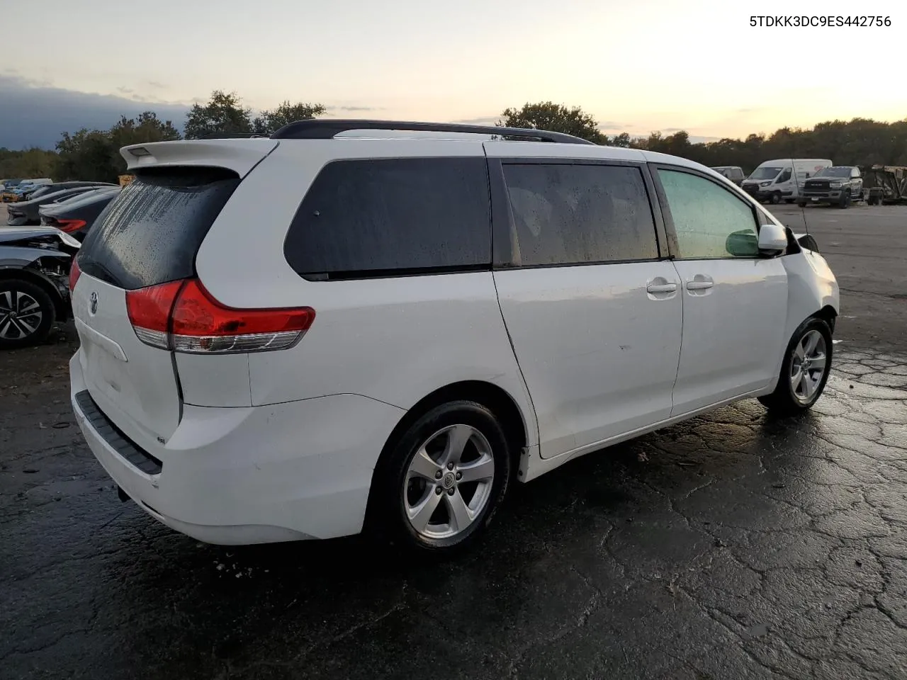 2014 Toyota Sienna Le VIN: 5TDKK3DC9ES442756 Lot: 79655484