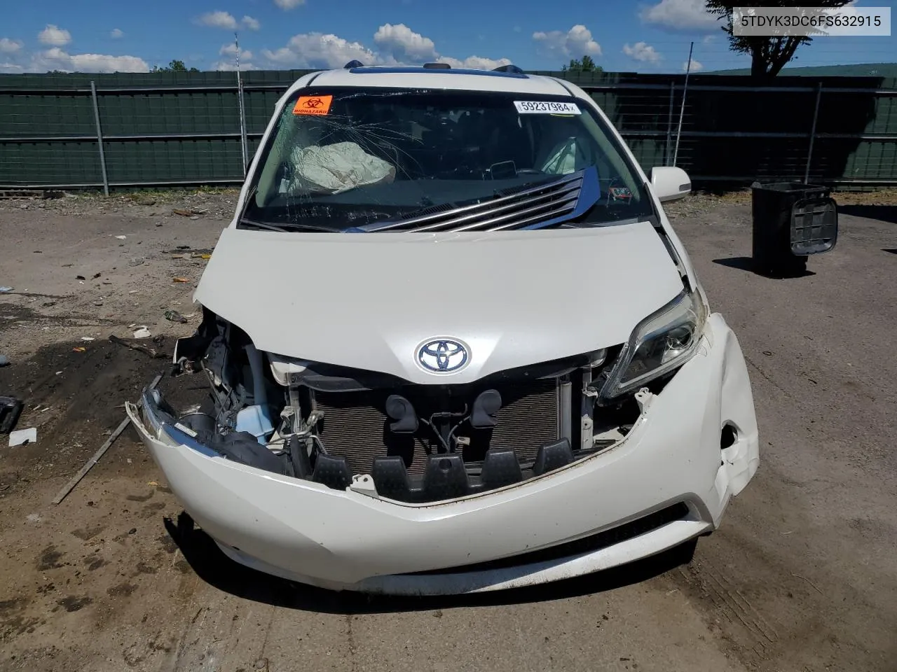 5TDYK3DC6FS632915 2015 Toyota Sienna Xle