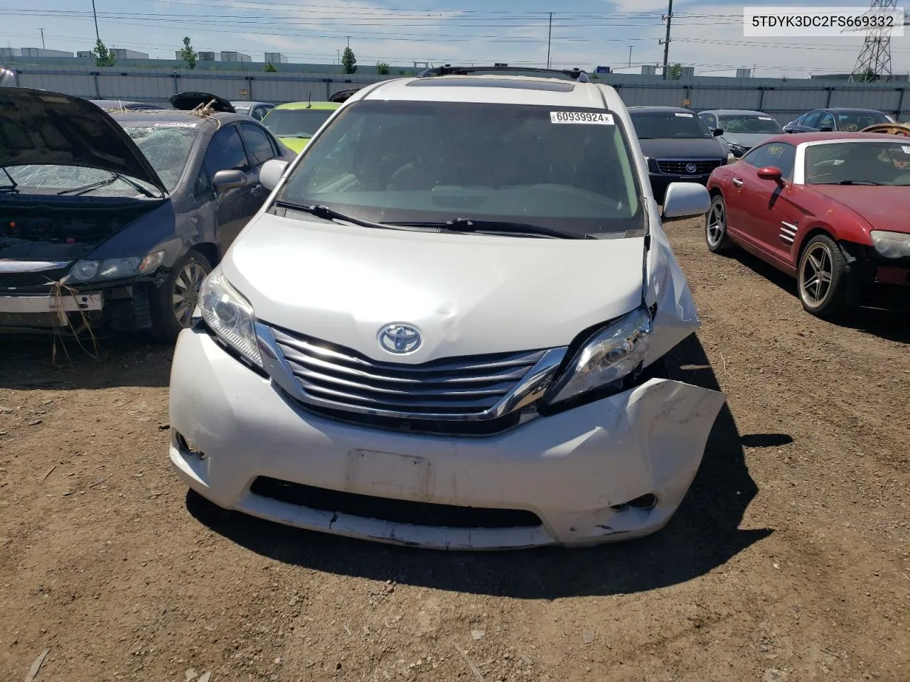 2015 Toyota Sienna Xle VIN: 5TDYK3DC2FS669332 Lot: 60939924