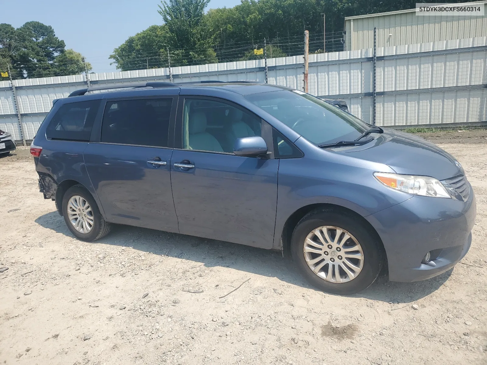 2015 Toyota Sienna Xle VIN: 5TDYK3DCXFS660314 Lot: 62924594