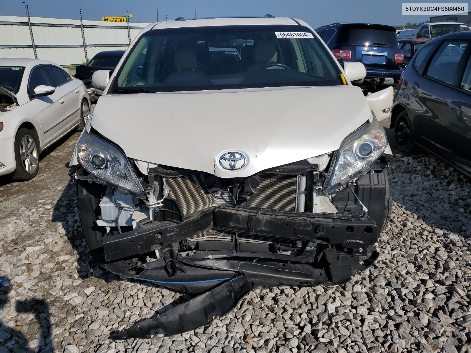 5TDYK3DC4FS688450 2015 Toyota Sienna Xle