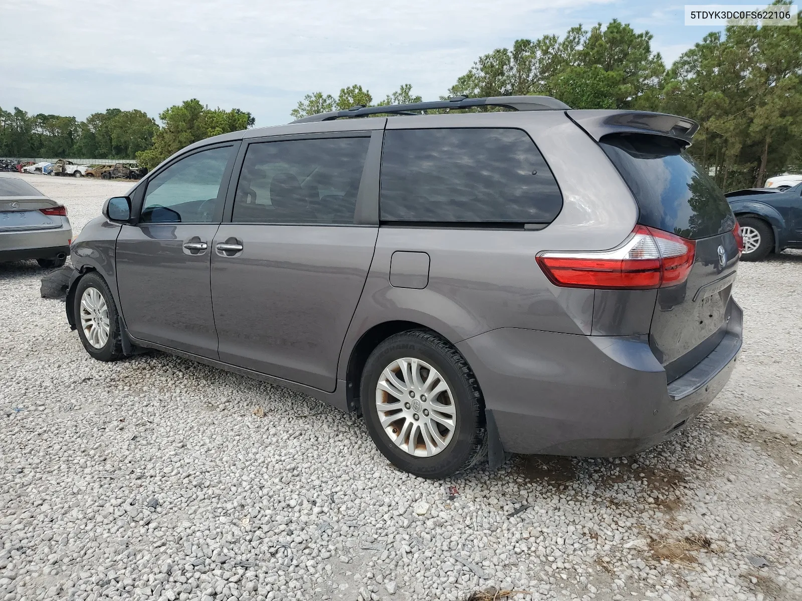 5TDYK3DC0FS622106 2015 Toyota Sienna Xle