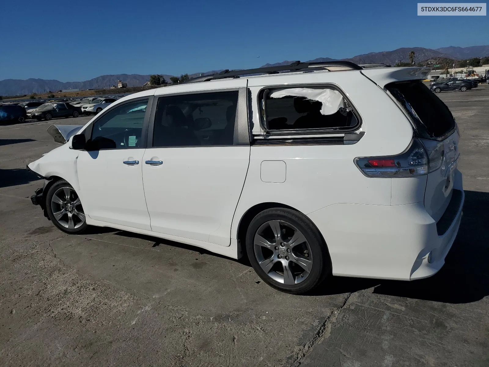 2015 Toyota Sienna Sport VIN: 5TDXK3DC6FS664677 Lot: 68308804