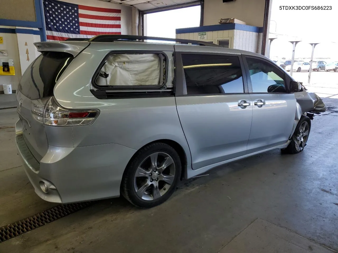 2015 Toyota Sienna Sport VIN: 5TDXK3DC0FS686223 Lot: 69541294