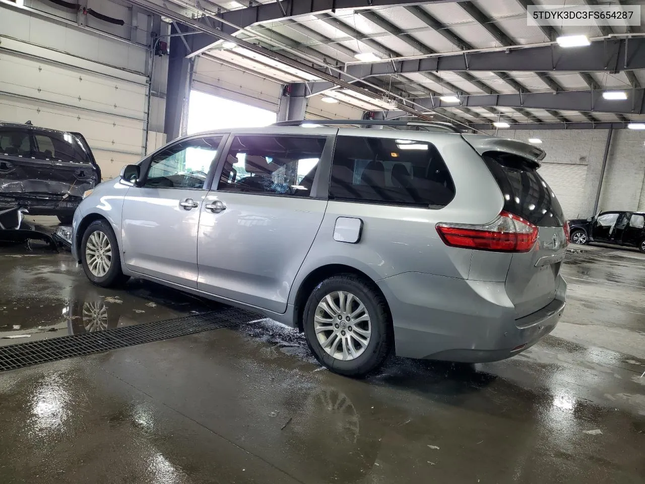 5TDYK3DC3FS654287 2015 Toyota Sienna Xle