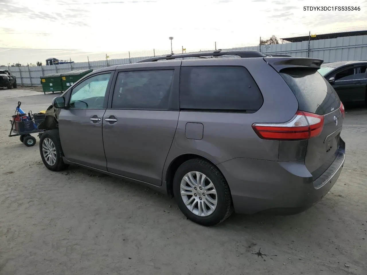 2015 Toyota Sienna Xle VIN: 5TDYK3DC1FS535346 Lot: 70137132