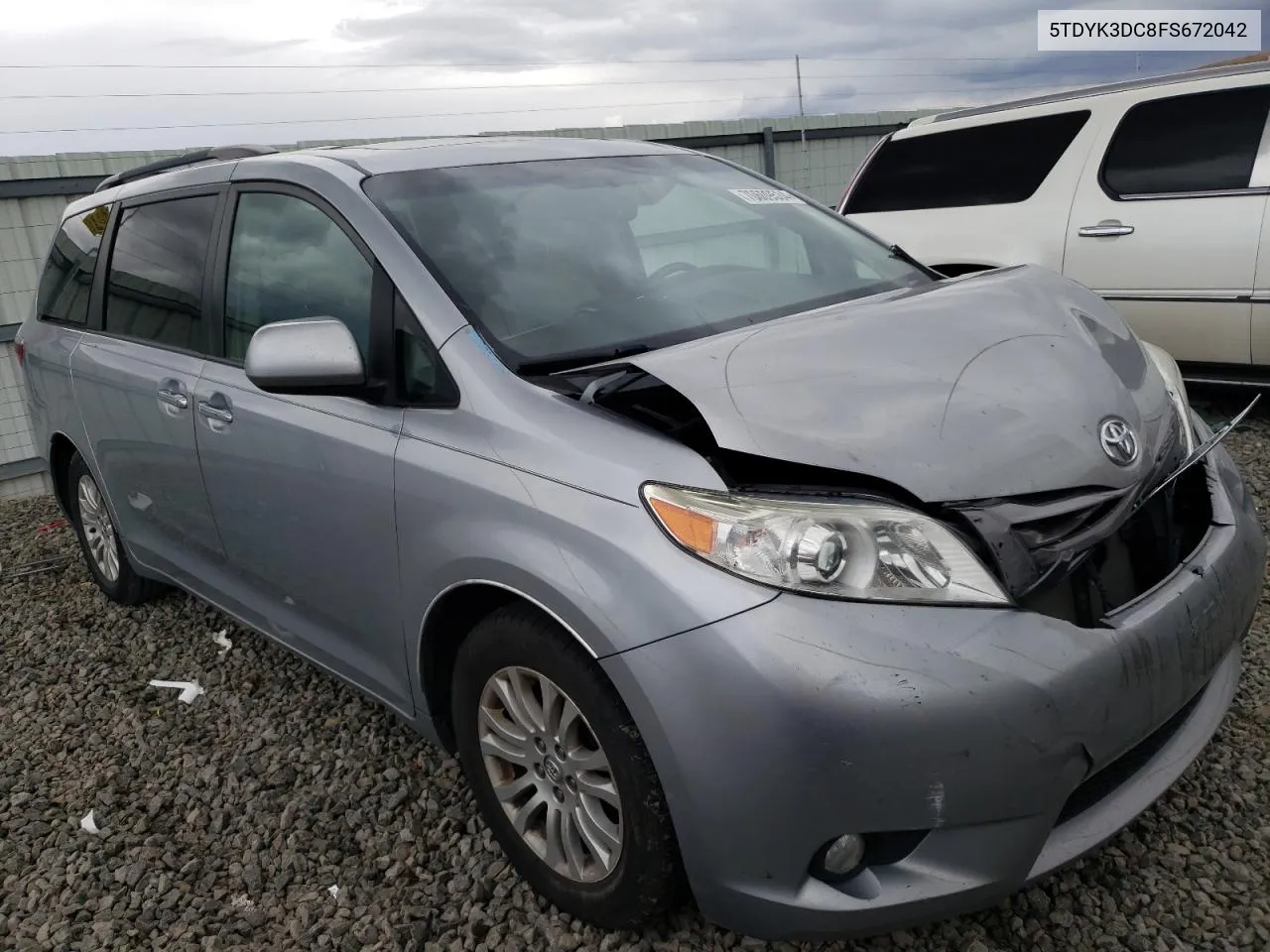 2015 Toyota Sienna Xle VIN: 5TDYK3DC8FS672042 Lot: 70609534