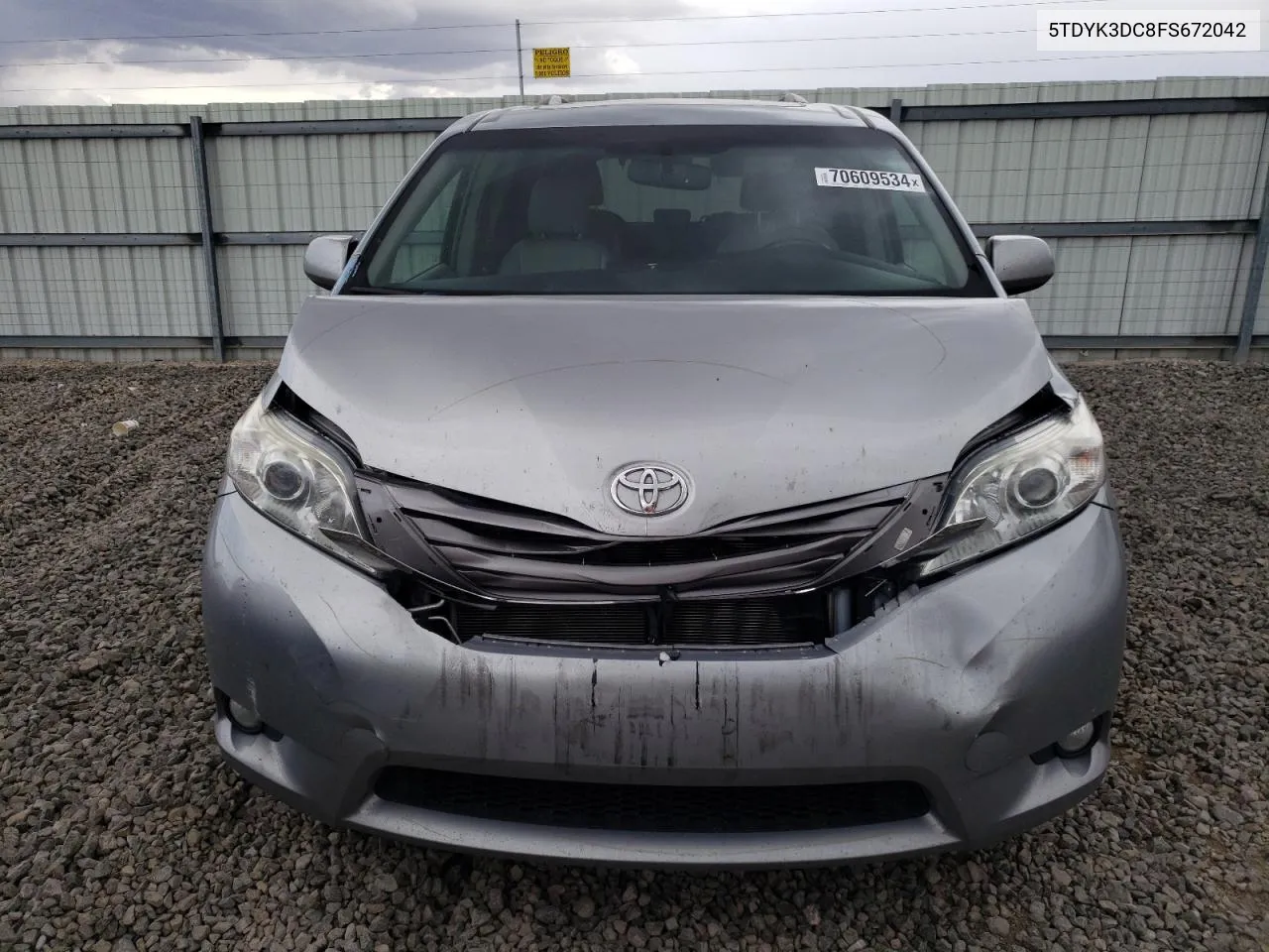 5TDYK3DC8FS672042 2015 Toyota Sienna Xle