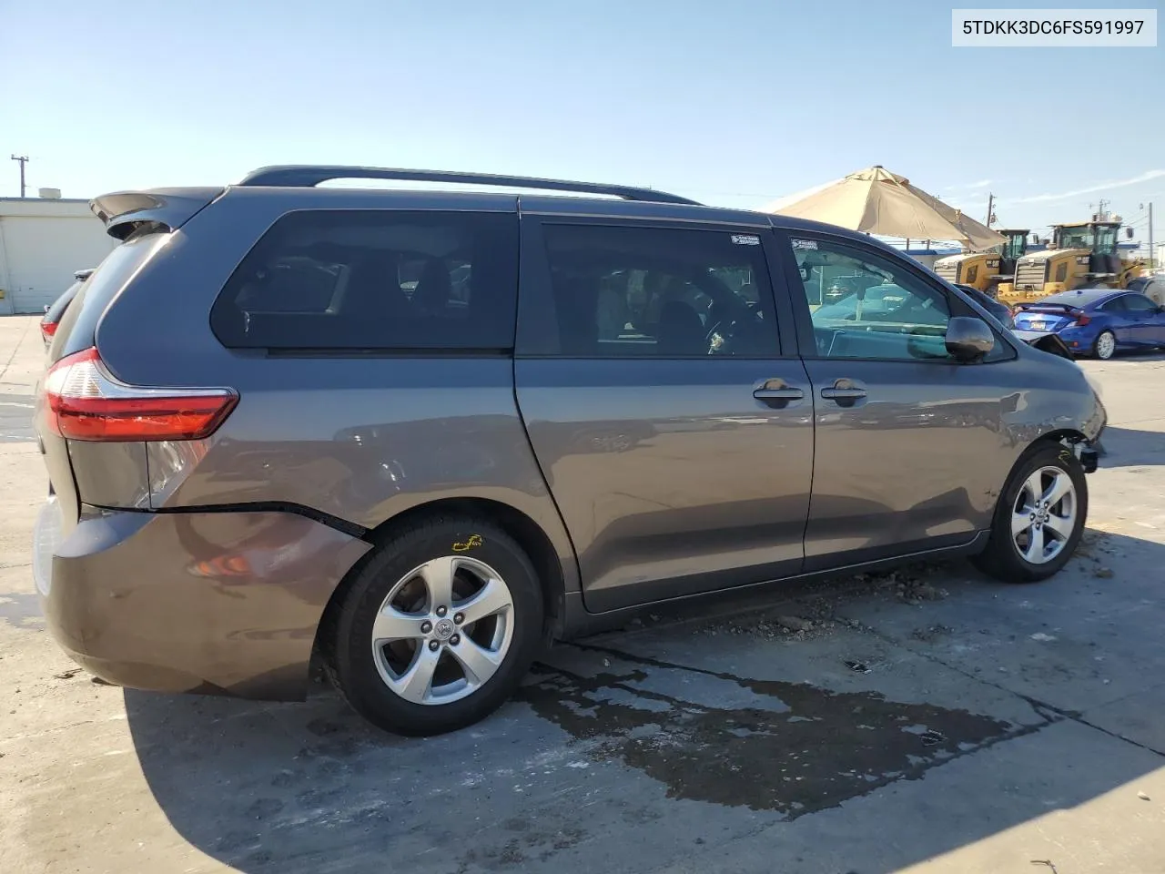 2015 Toyota Sienna Le VIN: 5TDKK3DC6FS591997 Lot: 70648374