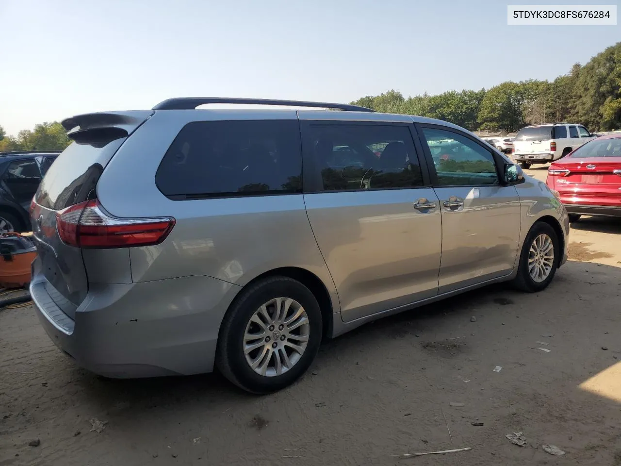 2015 Toyota Sienna Xle VIN: 5TDYK3DC8FS676284 Lot: 70707354