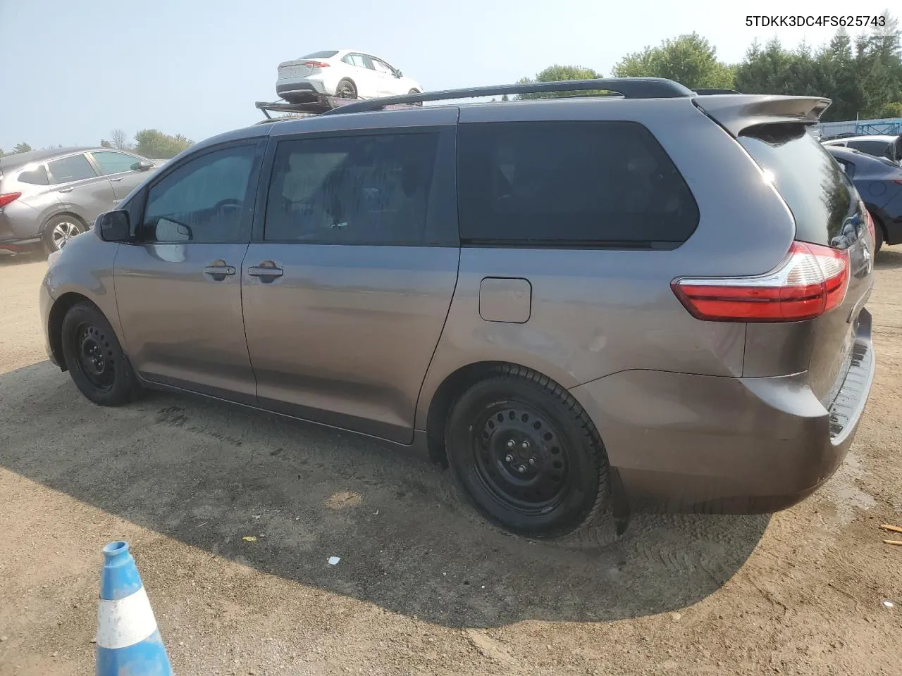 2015 Toyota Sienna Le VIN: 5TDKK3DC4FS625743 Lot: 70995704