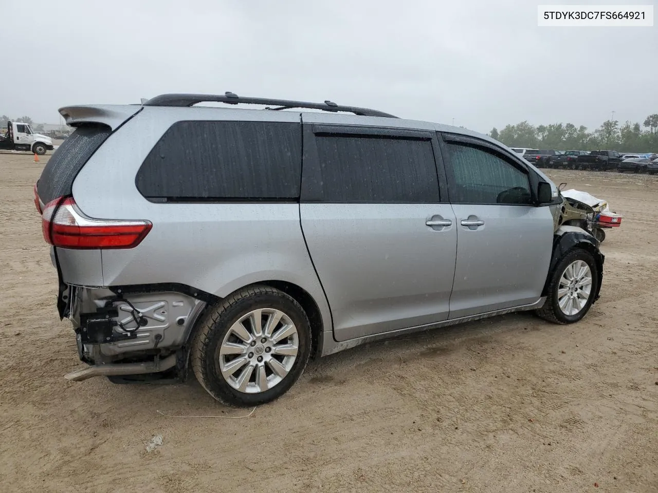 2015 Toyota Sienna Xle VIN: 5TDYK3DC7FS664921 Lot: 71191624