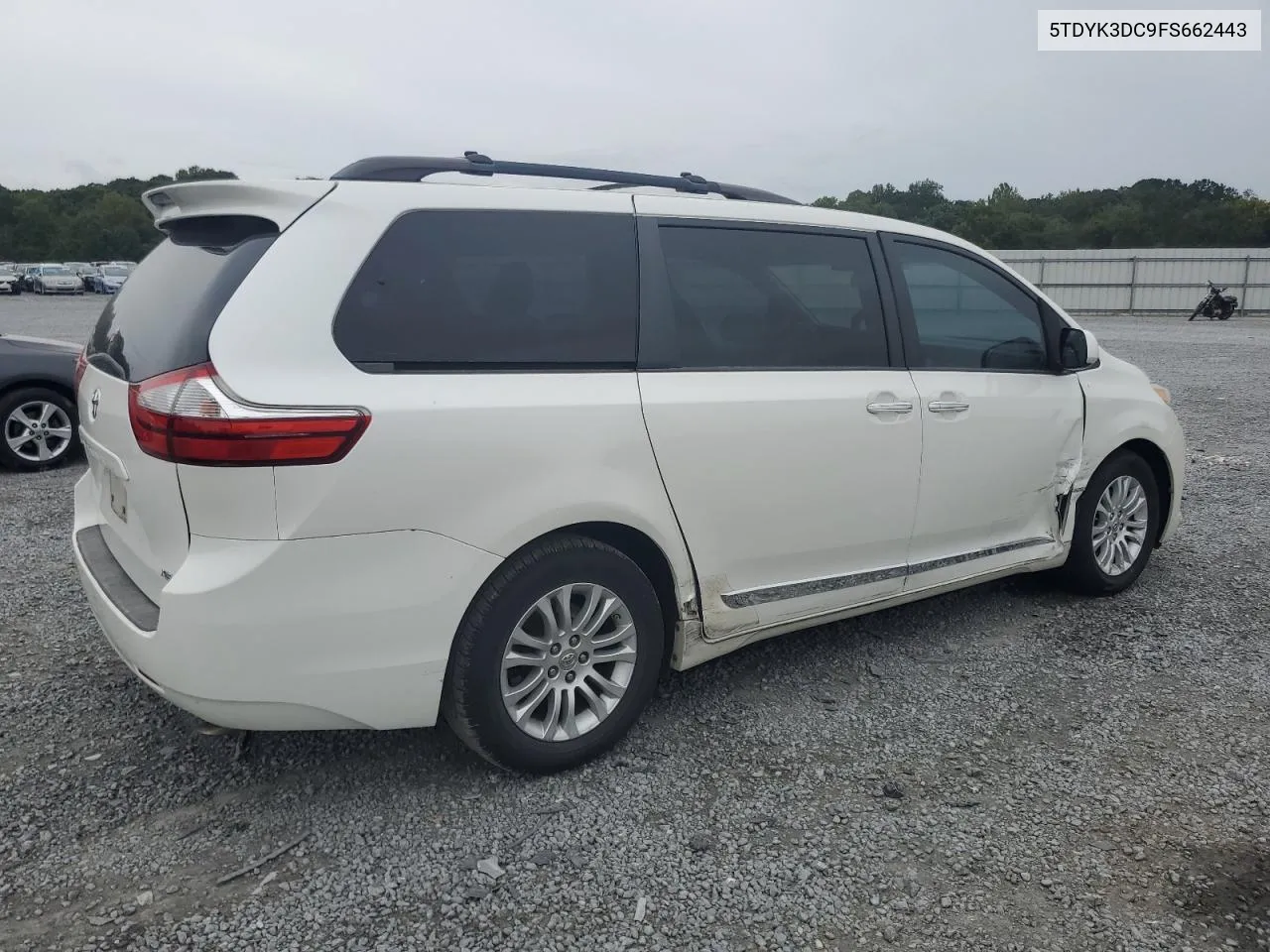 5TDYK3DC9FS662443 2015 Toyota Sienna Xle