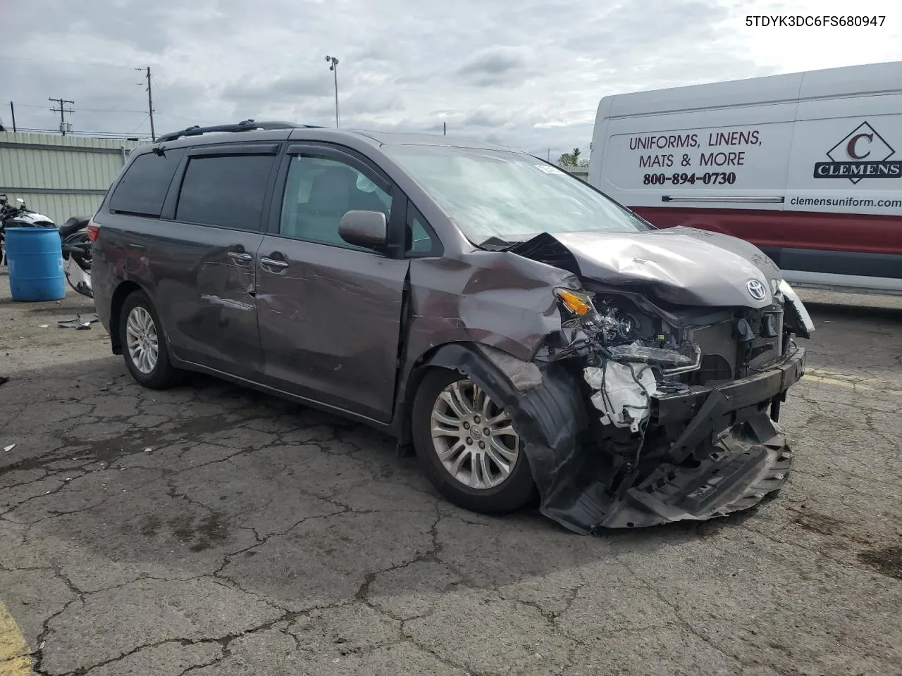 2015 Toyota Sienna Xle VIN: 5TDYK3DC6FS680947 Lot: 73544914