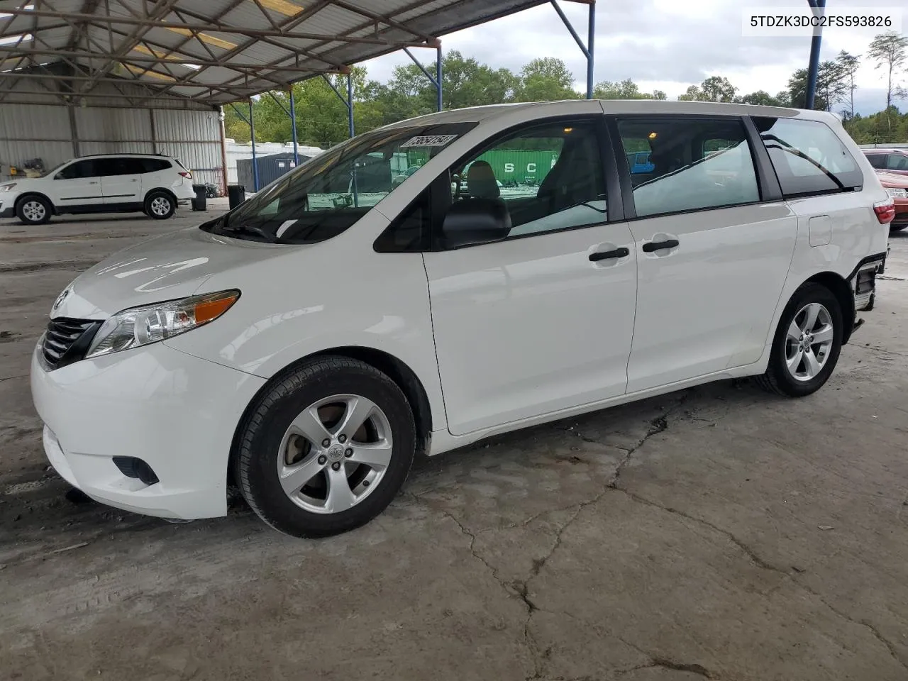 5TDZK3DC2FS593826 2015 Toyota Sienna