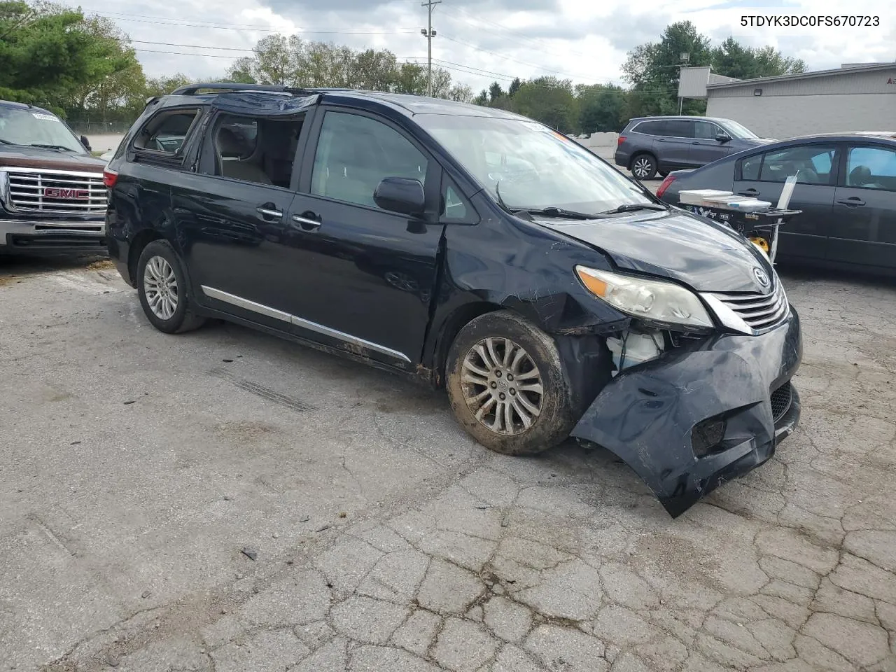 5TDYK3DC0FS670723 2015 Toyota Sienna Xle