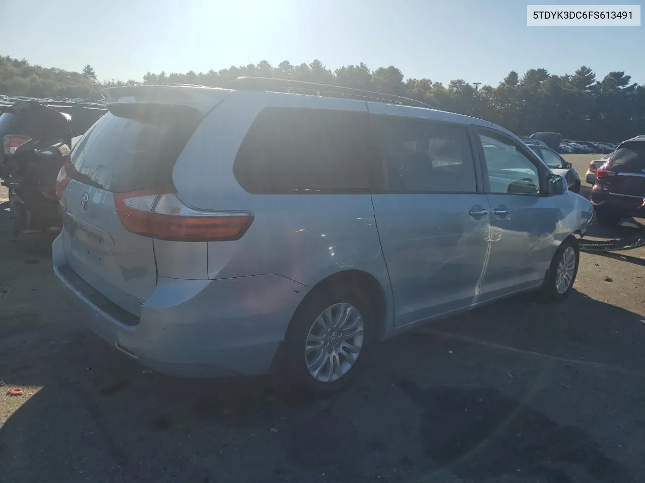 2015 Toyota Sienna Xle VIN: 5TDYK3DC6FS613491 Lot: 74102454