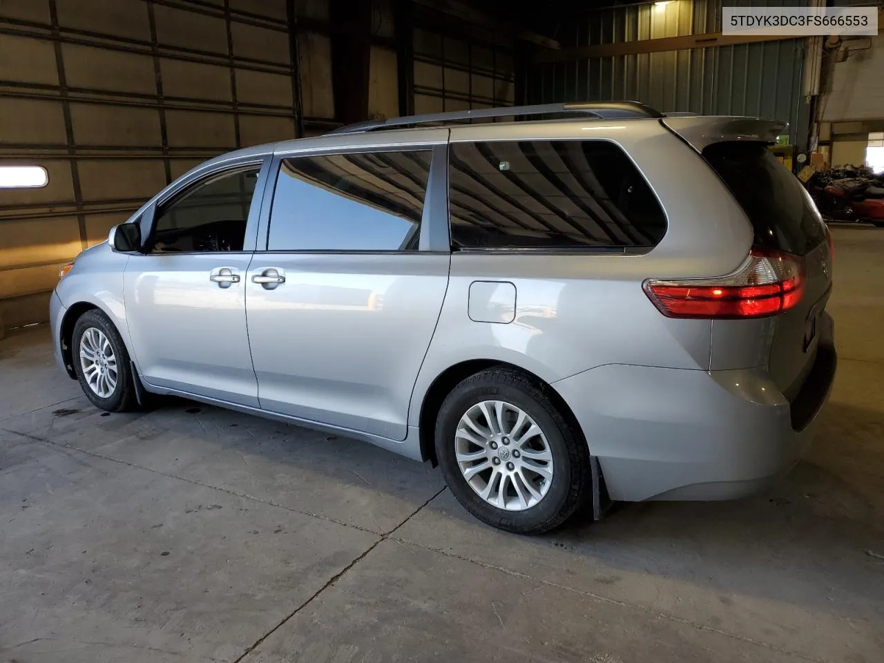 2015 Toyota Sienna Xle VIN: 5TDYK3DC3FS666553 Lot: 75528164