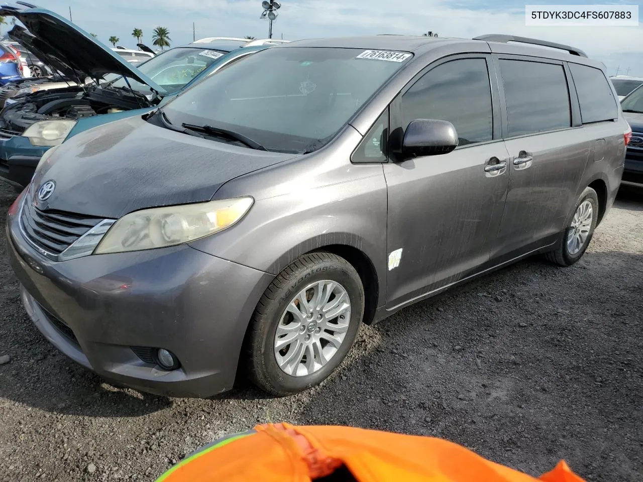 5TDYK3DC4FS607883 2015 Toyota Sienna Xle