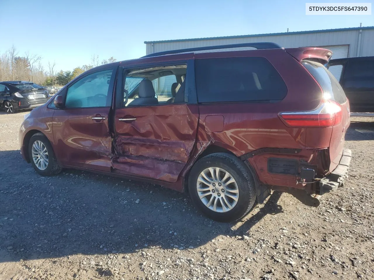 5TDYK3DC5FS647390 2015 Toyota Sienna Xle