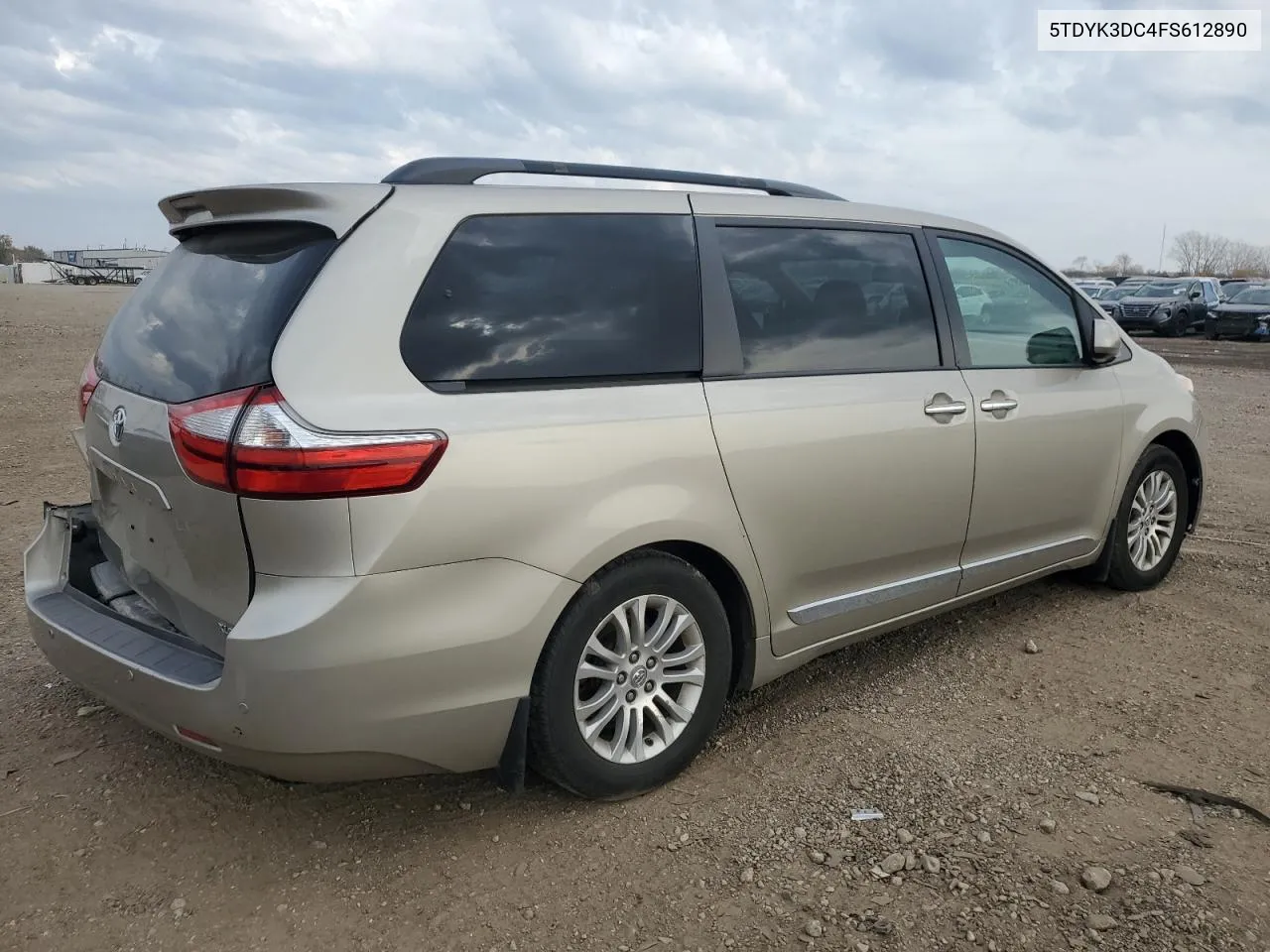 2015 Toyota Sienna Xle VIN: 5TDYK3DC4FS612890 Lot: 77152124