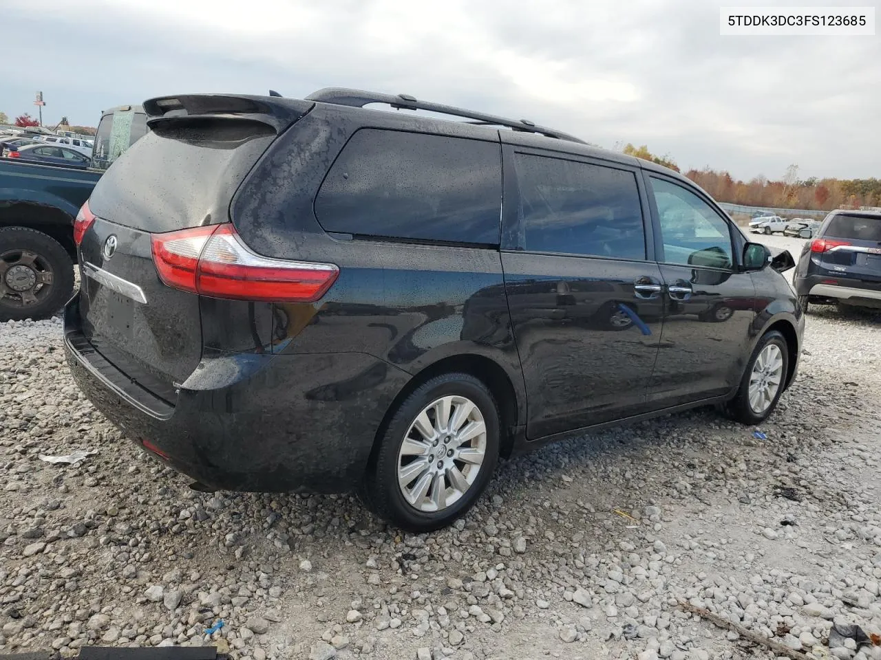 2015 Toyota Sienna Xle VIN: 5TDDK3DC3FS123685 Lot: 77353914