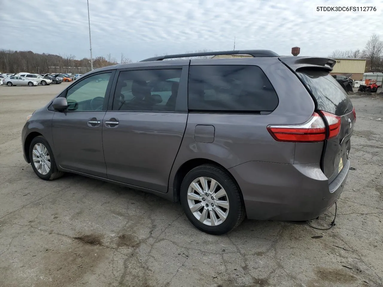 2015 Toyota Sienna Xle VIN: 5TDDK3DC6FS112776 Lot: 81052154