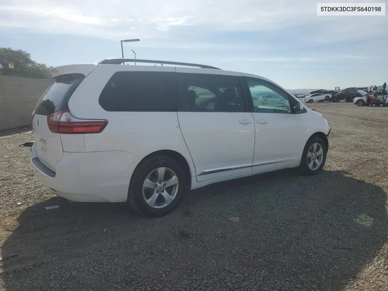 2015 Toyota Sienna Le VIN: 5TDKK3DC3FS640198 Lot: 81330934