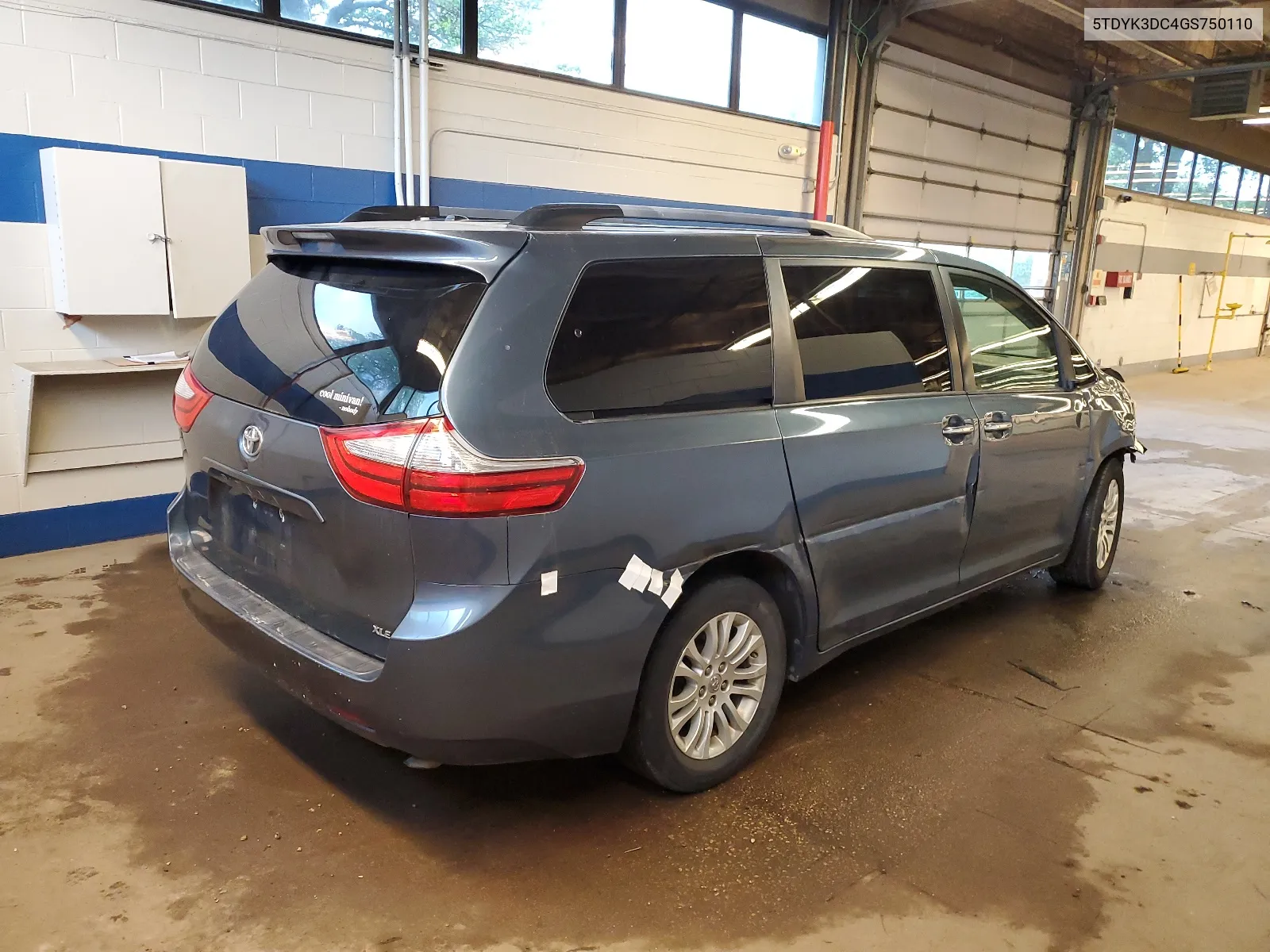 5TDYK3DC4GS750110 2016 Toyota Sienna Xle