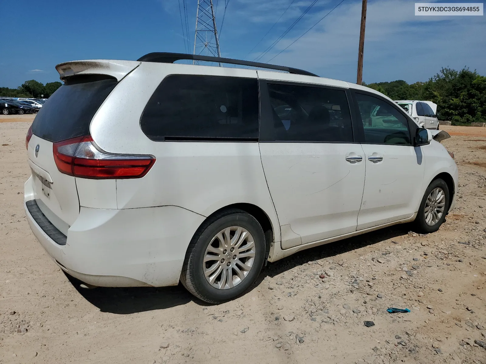 5TDYK3DC3GS694855 2016 Toyota Sienna Xle