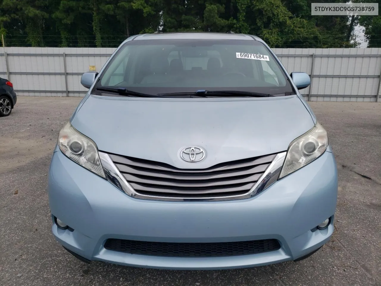 5TDYK3DC9GS738759 2016 Toyota Sienna Xle