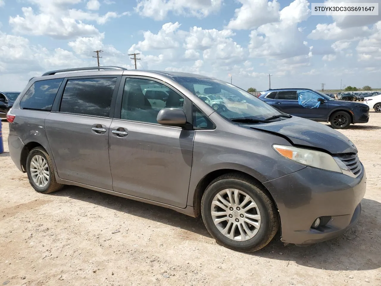 5TDYK3DC3GS691647 2016 Toyota Sienna Xle