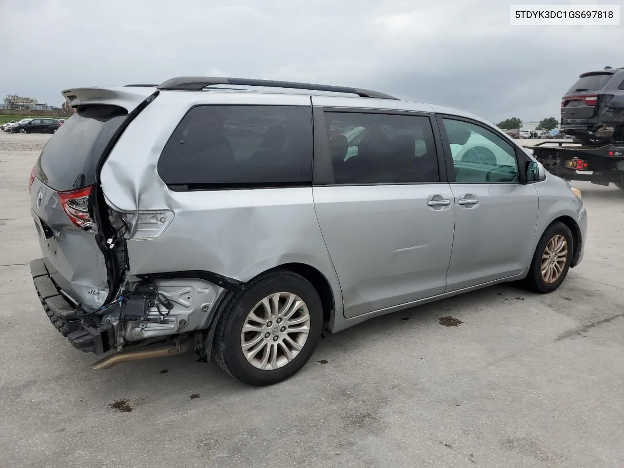 2016 Toyota Sienna Xle VIN: 5TDYK3DC1GS697818 Lot: 70684684