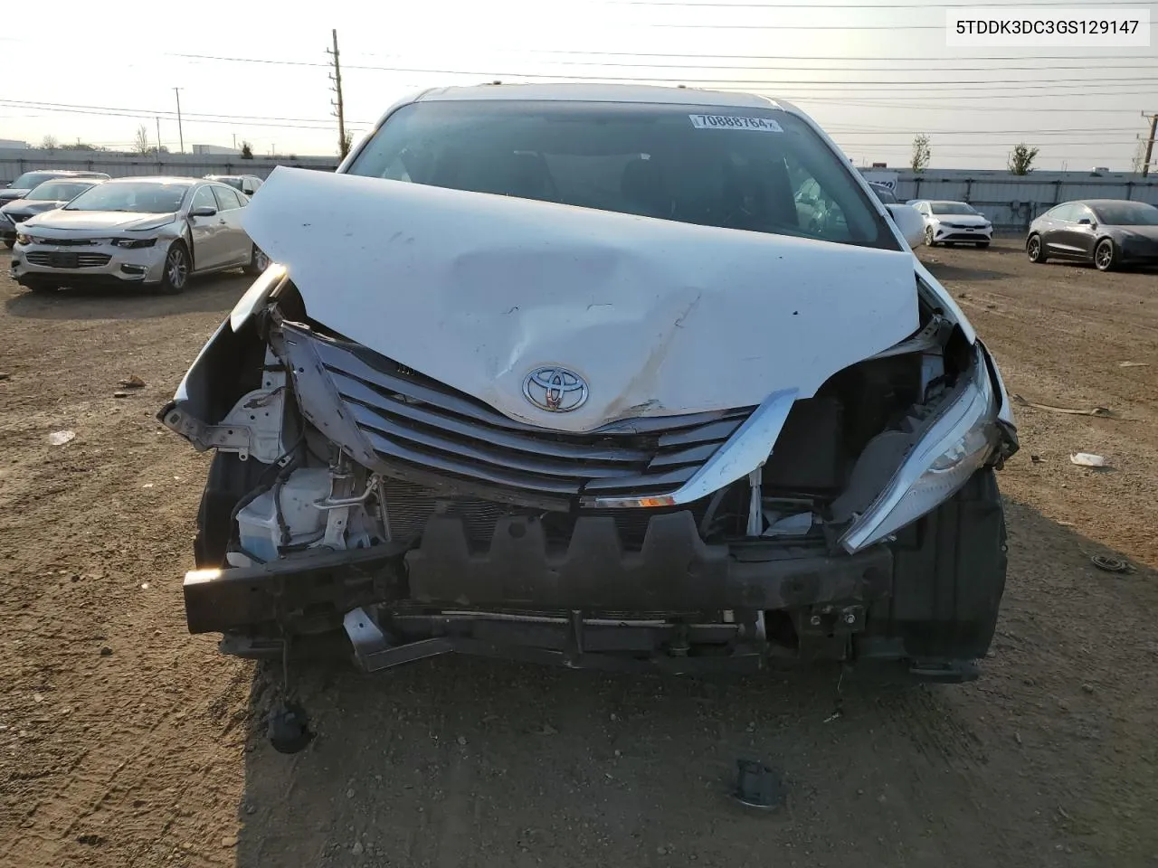 5TDDK3DC3GS129147 2016 Toyota Sienna Xle