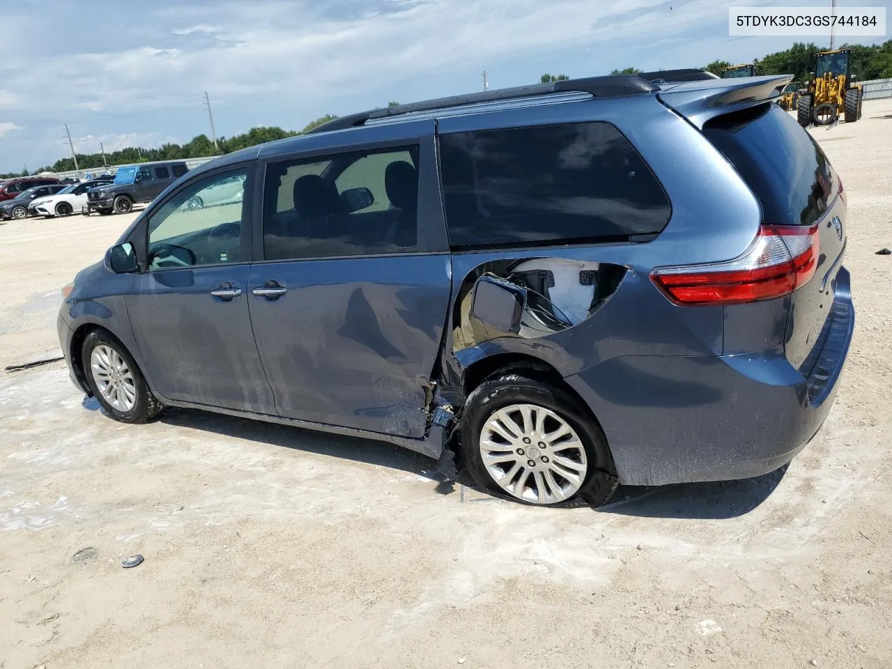 2016 Toyota Sienna Xle VIN: 5TDYK3DC3GS744184 Lot: 71465384