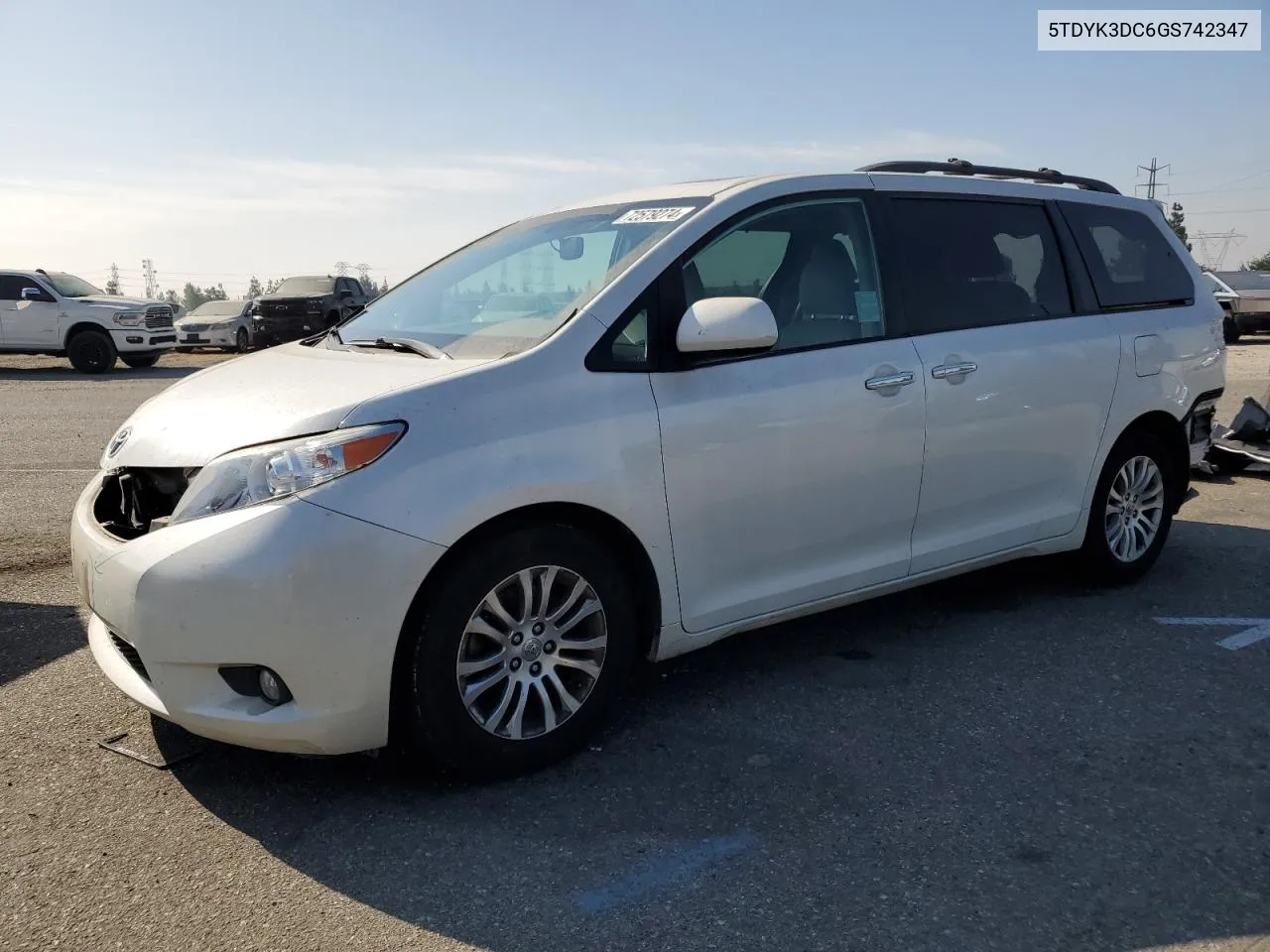 2016 Toyota Sienna Xle VIN: 5TDYK3DC6GS742347 Lot: 72579274