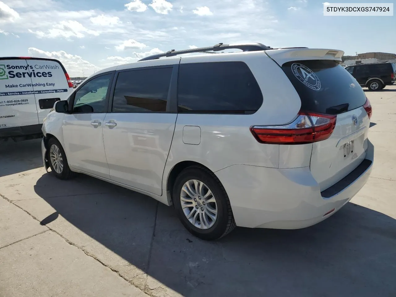 2016 Toyota Sienna Xle VIN: 5TDYK3DCXGS747924 Lot: 72832684