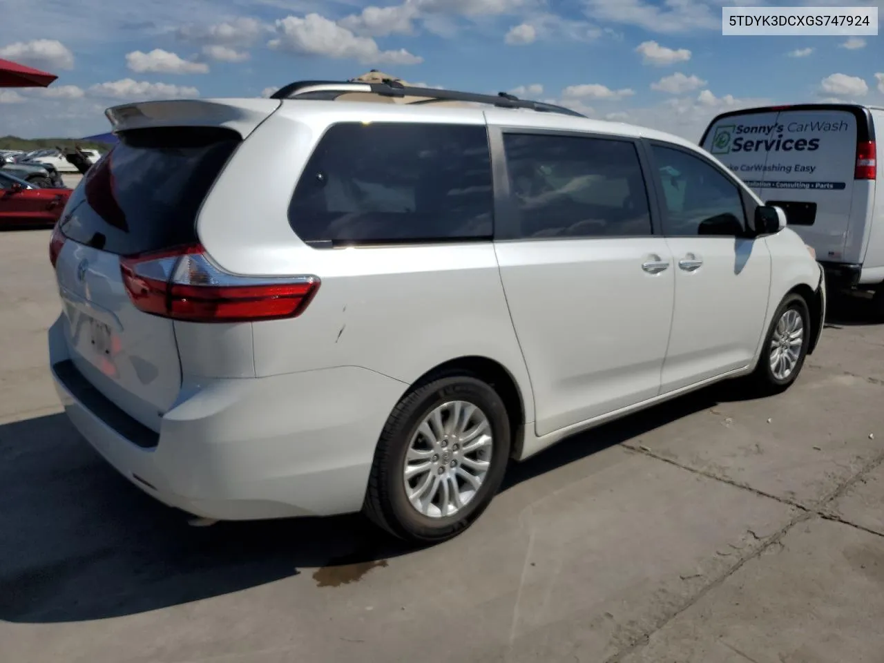 2016 Toyota Sienna Xle VIN: 5TDYK3DCXGS747924 Lot: 72832684