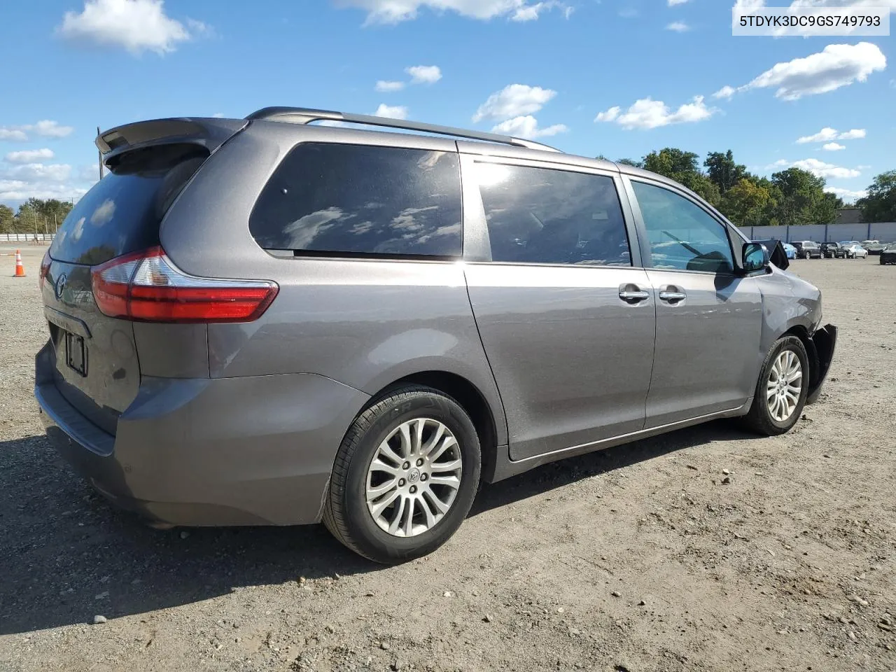 2016 Toyota Sienna Xle VIN: 5TDYK3DC9GS749793 Lot: 76241534