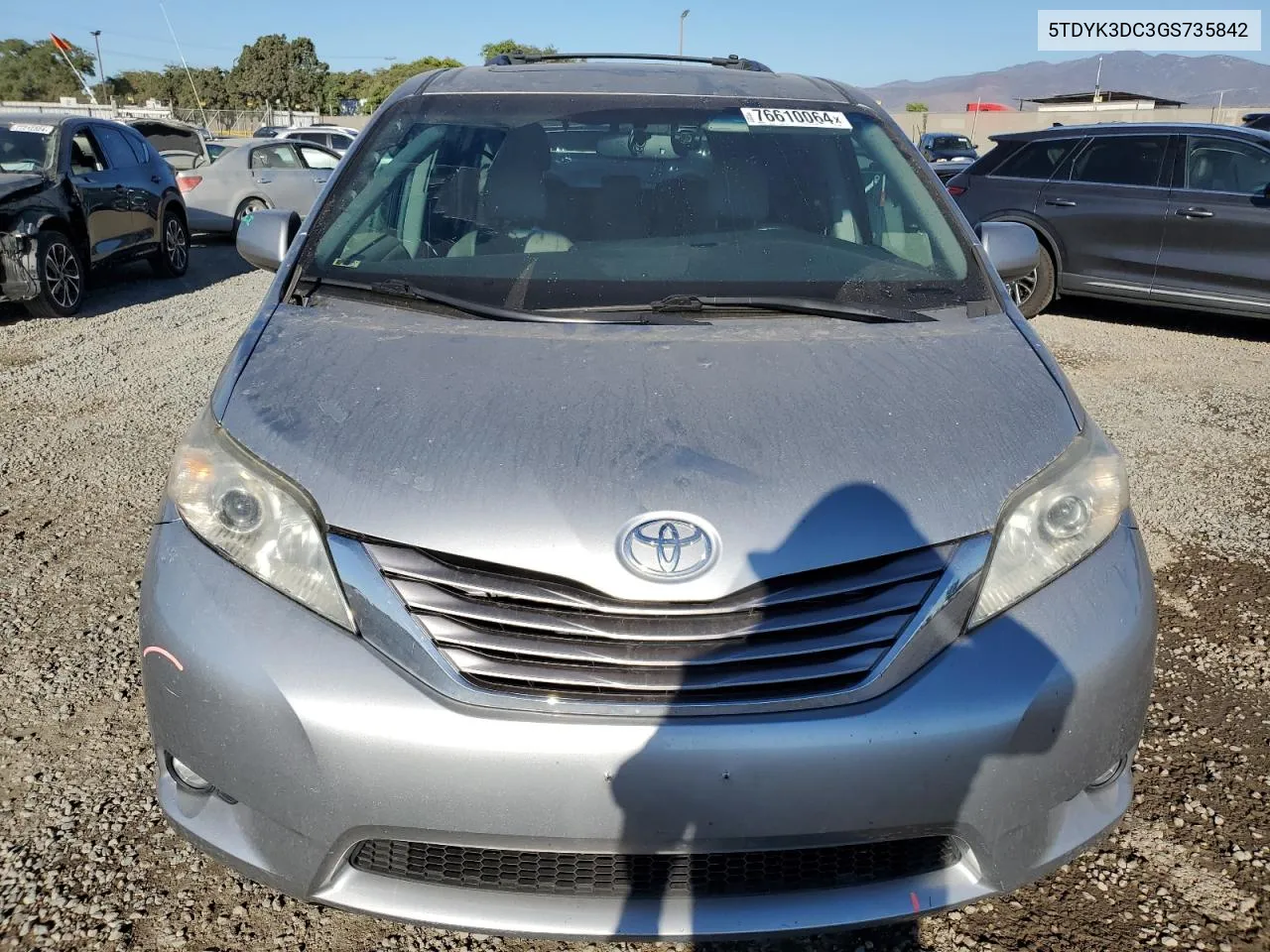 5TDYK3DC3GS735842 2016 Toyota Sienna Xle