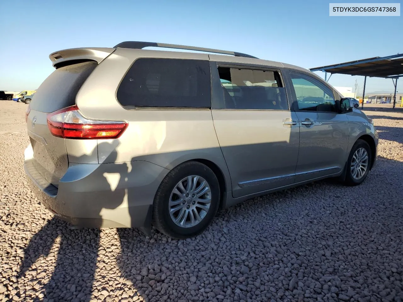 5TDYK3DC6GS747368 2016 Toyota Sienna Xle